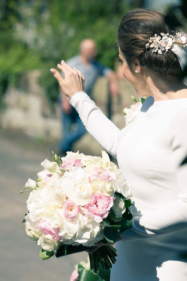 Bride holding bouquet