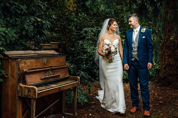 Laura and John - Iscoyd Park